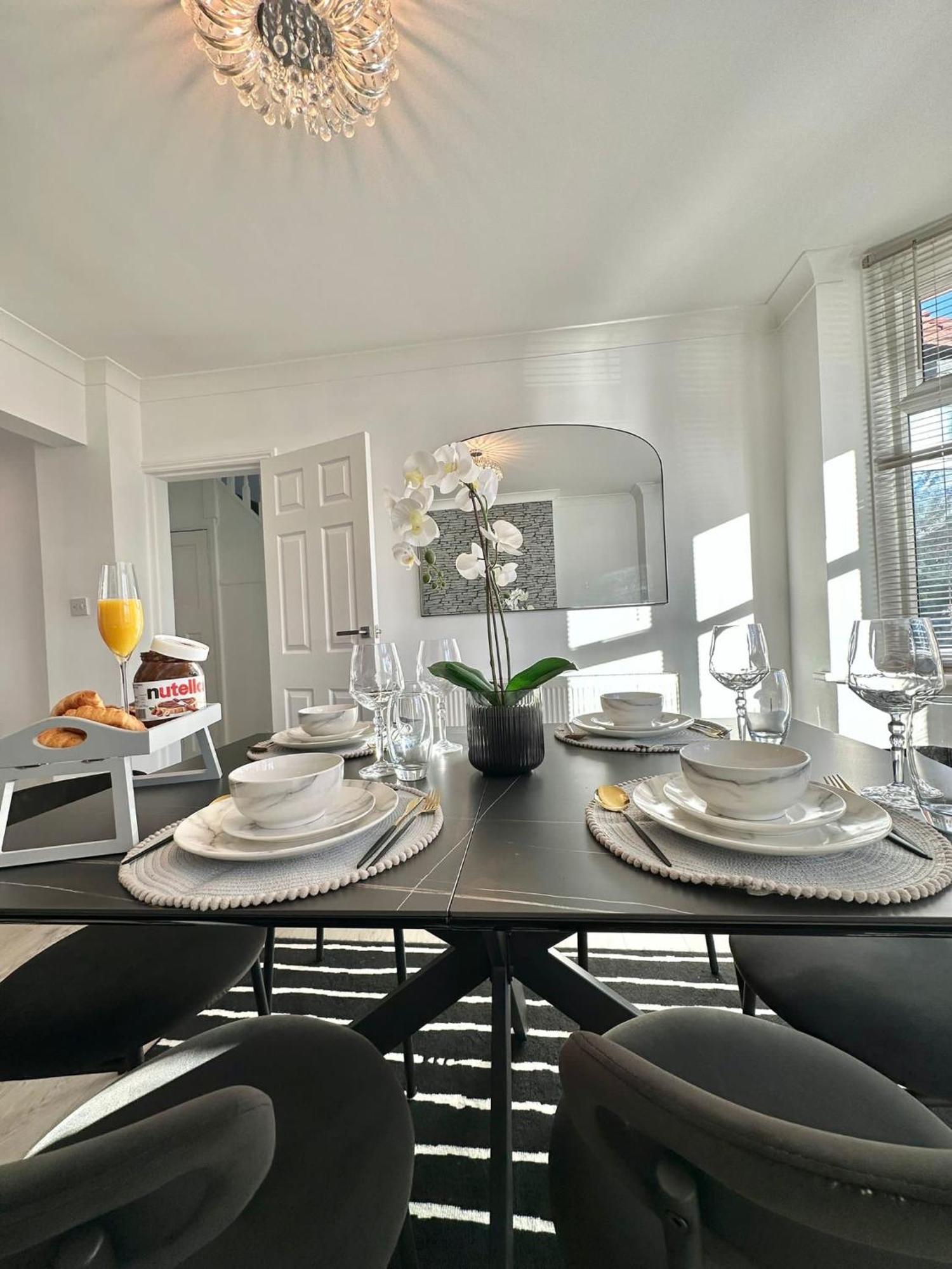 Northfield Luxurious Family Home In West Midlands מראה חיצוני תמונה